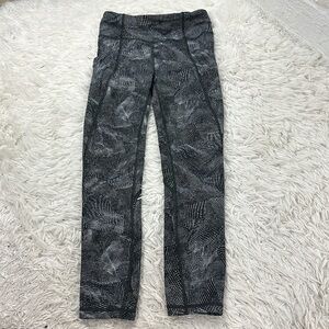 Lululemon Time To Sweat Crop 23" Velocity Mesh Island Mist Black